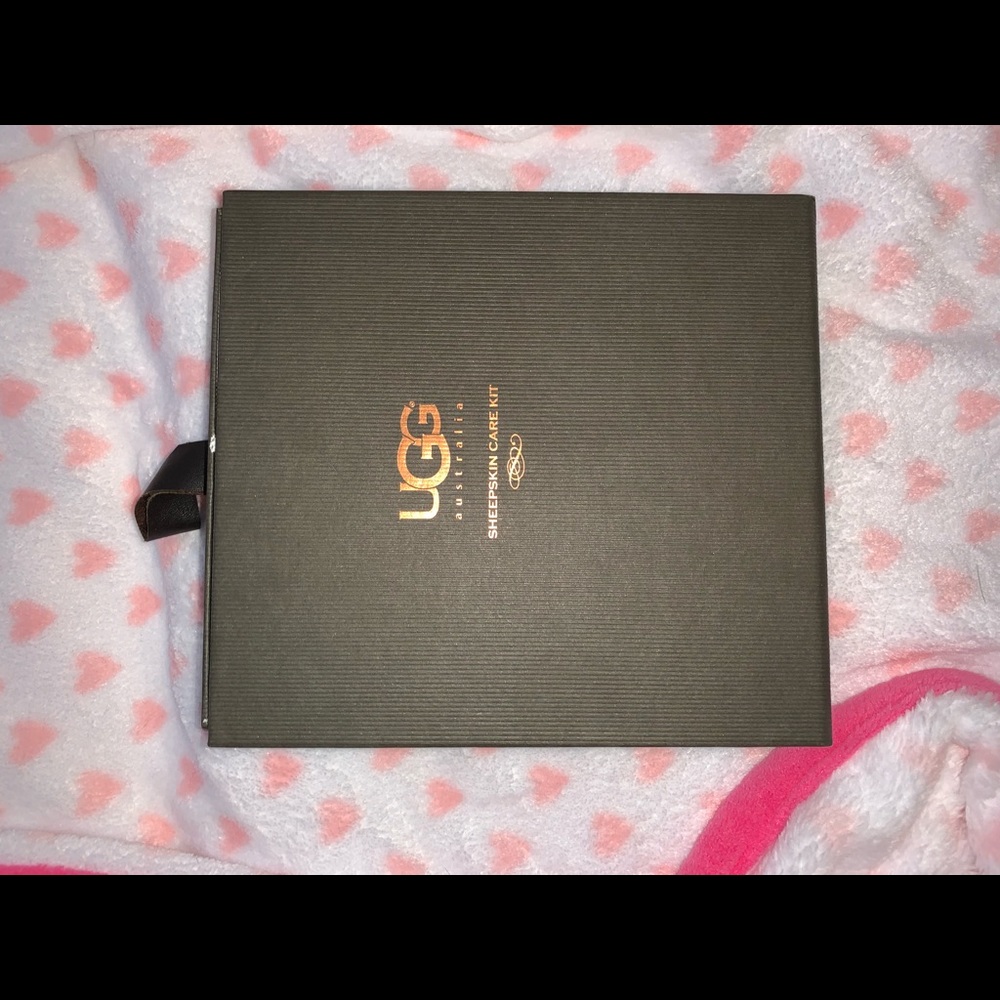 Ugg cleaning kit